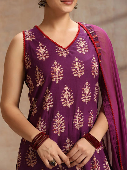 LAEMEEO Women's Ethnic Motifs Printed Regular Pure Cotton Kurta with Trousers & Dupatta