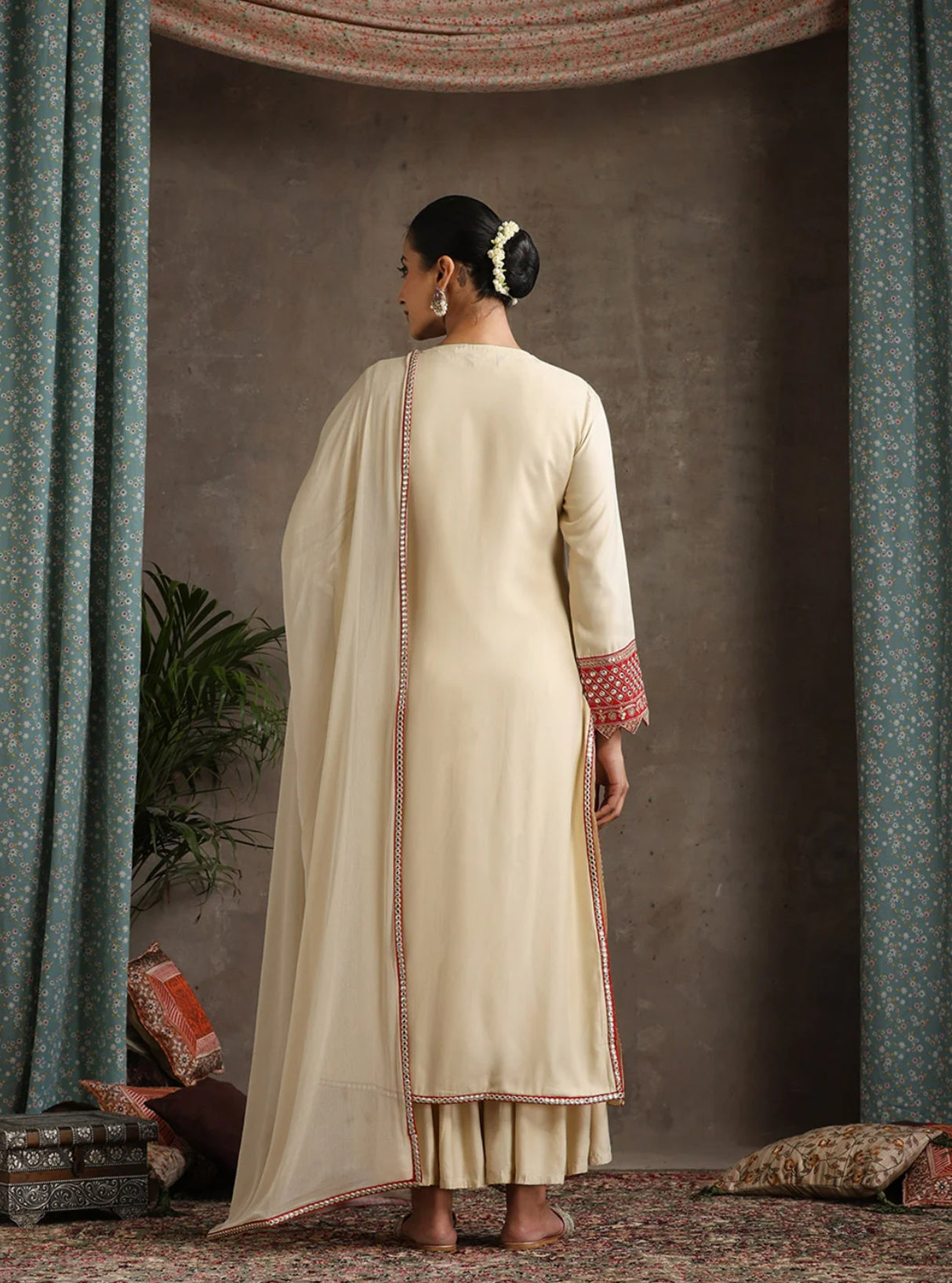 LAEMEEO Women's Solid A-Line Kurta with Sharara & Dupatta