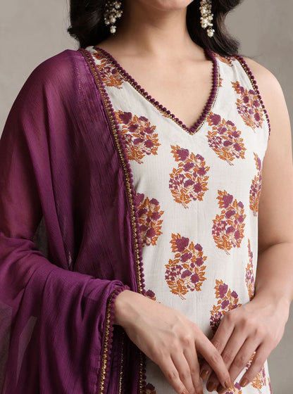 LAEMEEO Women's Floral Printed Regular Pure Cotton Kurta with Pant & With Dupatta