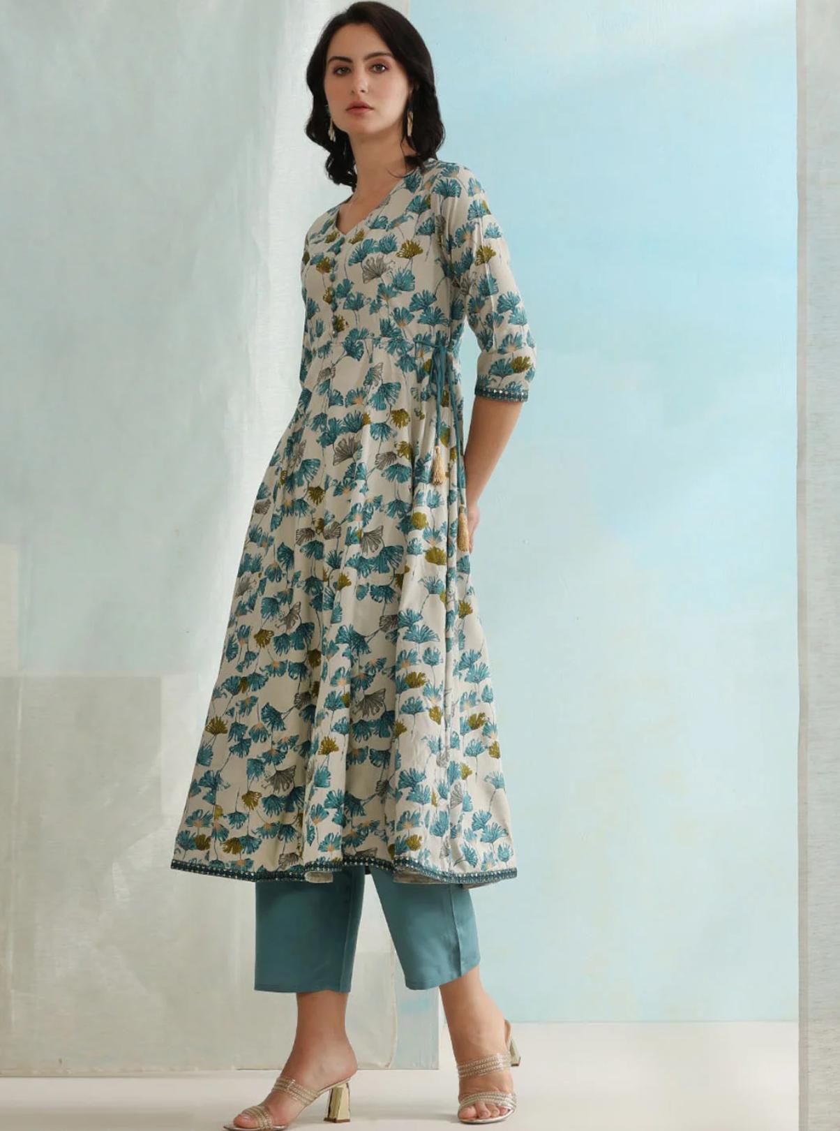 LAEMEEO Womens's Floral Printed Empire Kurta with Pant & With Dupatta