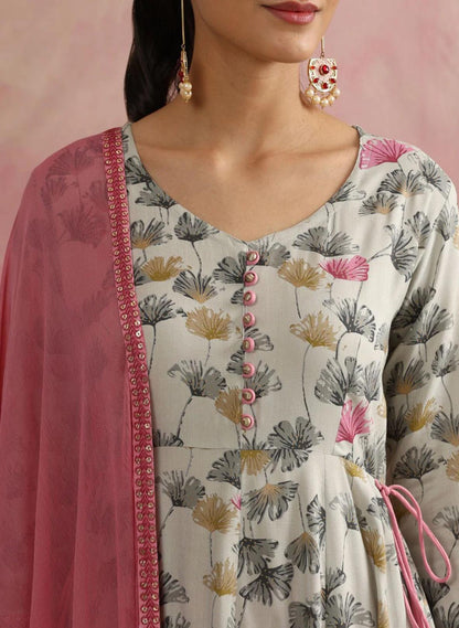 LAEMEEO Women's Floral Printed Regular Kurta with Pant & With Dupatta