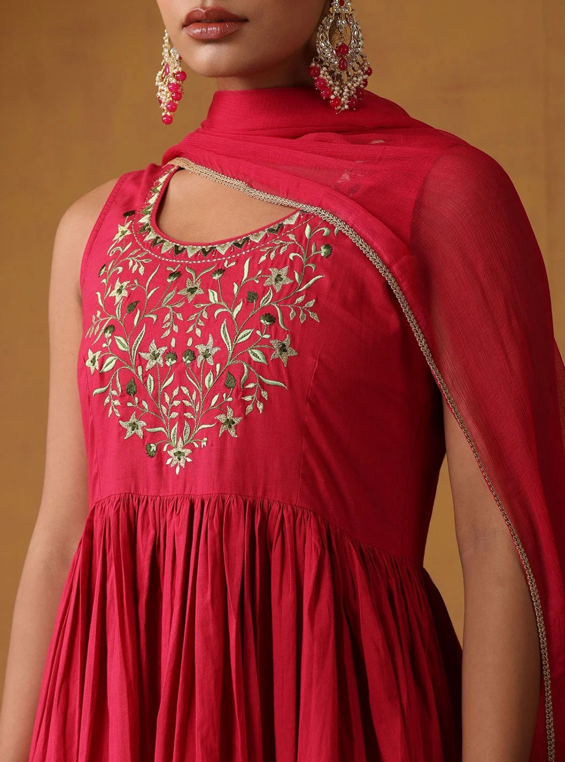 LAEMEEO Women's Ethnic Motifs Embroidered Thread Work Kurta with Palazzos & Dupatta