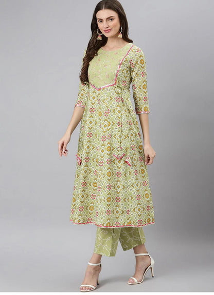LAEMEEO Women's Green & Pink Printed Pure Cotton Kurta with Pant & Dupatta
