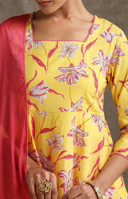 LAEMEEO Women's Floral Printed Regular Pure Cotton Kurti with Palazzos & With Dupatta