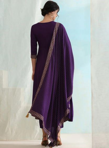 LAEMEEO Women's Embroidered Regular Sequinned Kurta with Pant & Dupatta