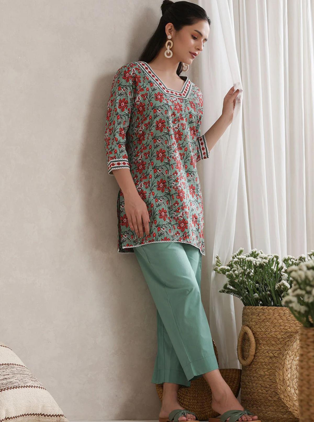 LAEMEEO Floral Printed Cotton V-Neck Tunic With Trouser Co-Ords