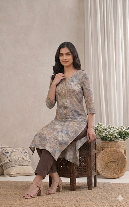 LAEMEEO Printed Straight Kurti