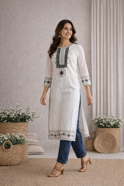 LAEMEEO Women Pure Cotton Embroidered Kurta