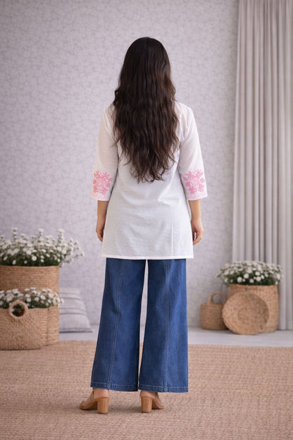 LAEMEEO Cotton Embroidered Short Kurta