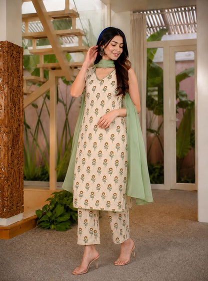 LAEMEEO Women's Floral Printed V-Neck Pure Cotton Kurta With Pant And Dupatta