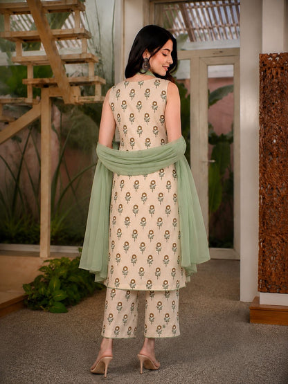 LAEMEEO Women's Floral Printed V-Neck Pure Cotton Kurta With Pant And Dupatta