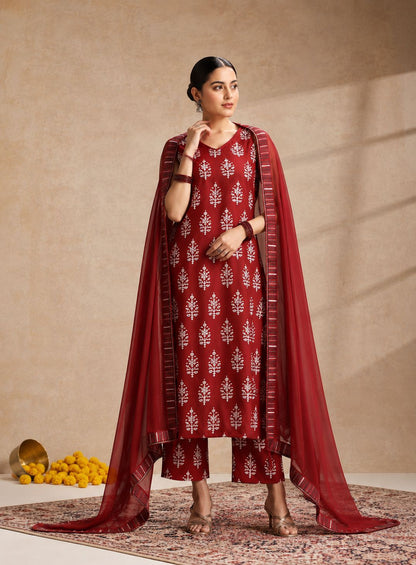 LAEMEEO Women's Floral Printed V-Neck Pure Cotton Straight Kurta With Pant & Dupatta