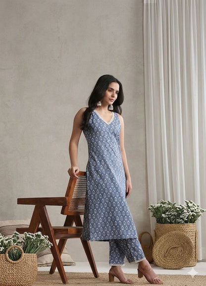 LAEMEEO Women's Floral Printed Regular Pure Cotton Kurta with Pant, 2 Pcs set